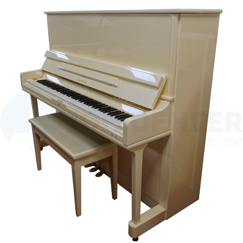 Samick SU131R Used Piano White
