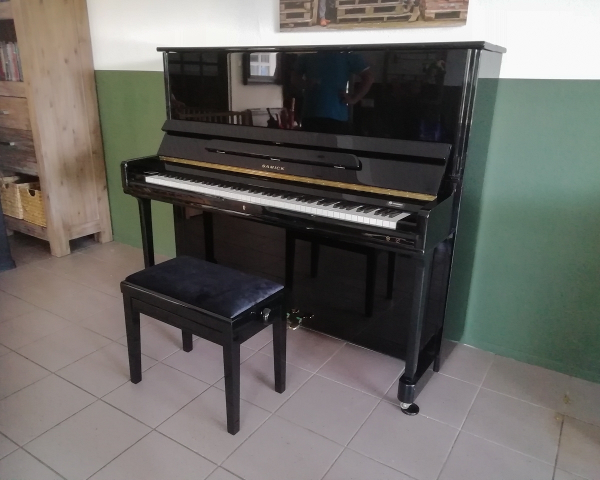 Samick piano in Gouda