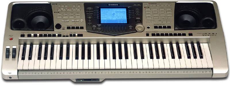 Yamaha PSR-2000 Keyboard Used