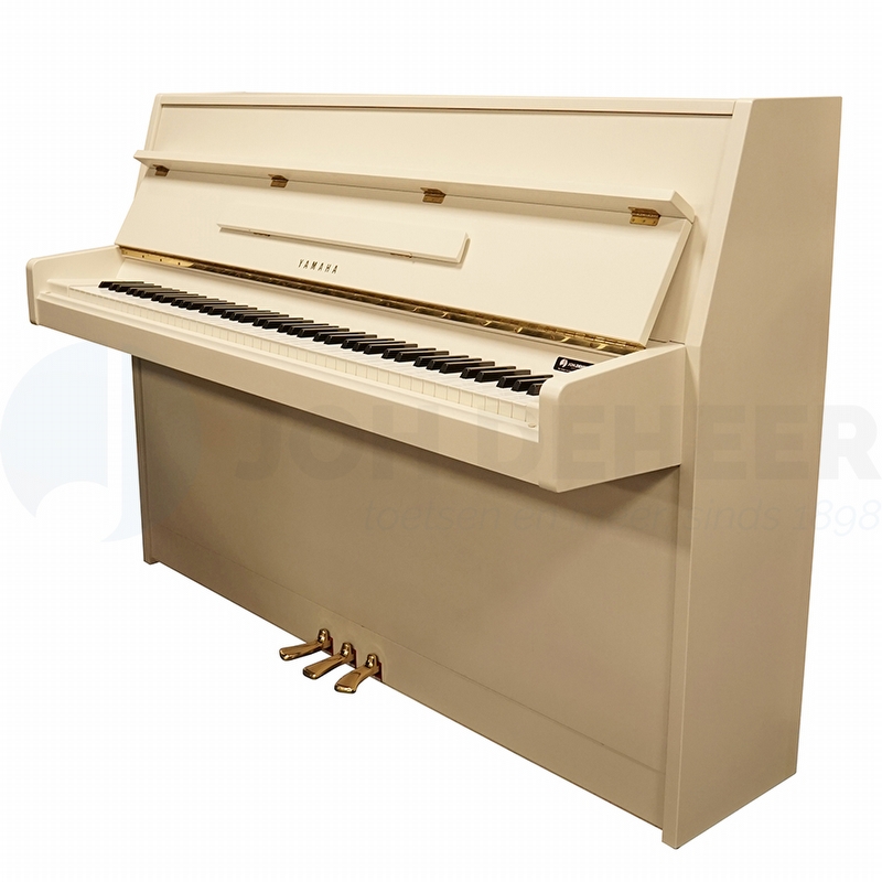 Yamaha M5JR Used Piano White