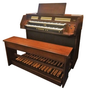 Eminent DCS200C Used Organ E60 Oak