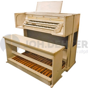 Johannus Vivaldi 15 Used Organ - Light Oak