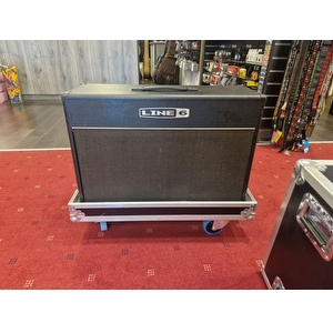 Line 6 Vetta II 212 Cabinet + Flight Case - Used