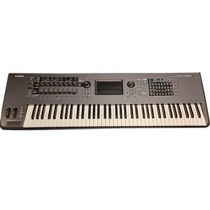 Yamaha Montage 7 Synthesizer Gebraucht