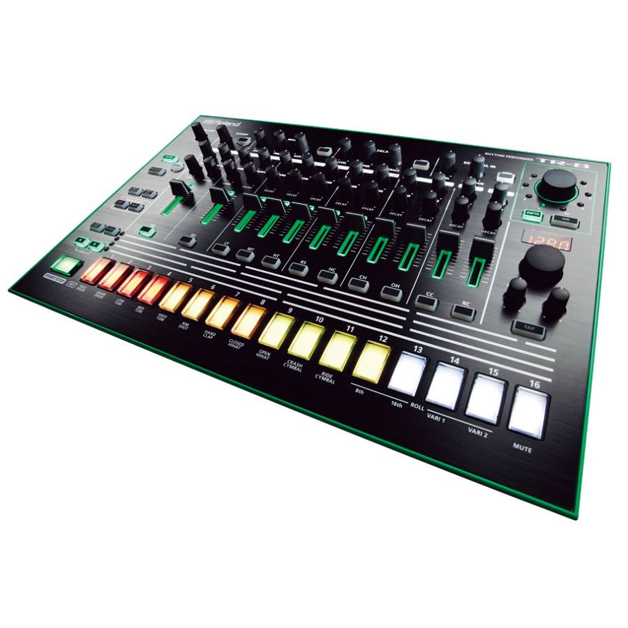Roland TR-8 B-Stock