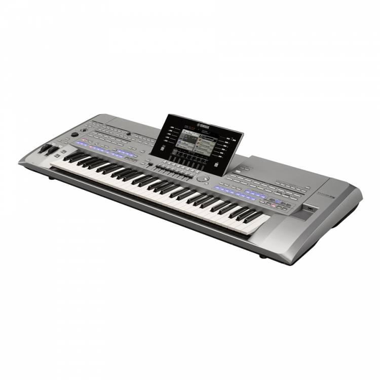 Yamaha Tyros 5 61 keyboard