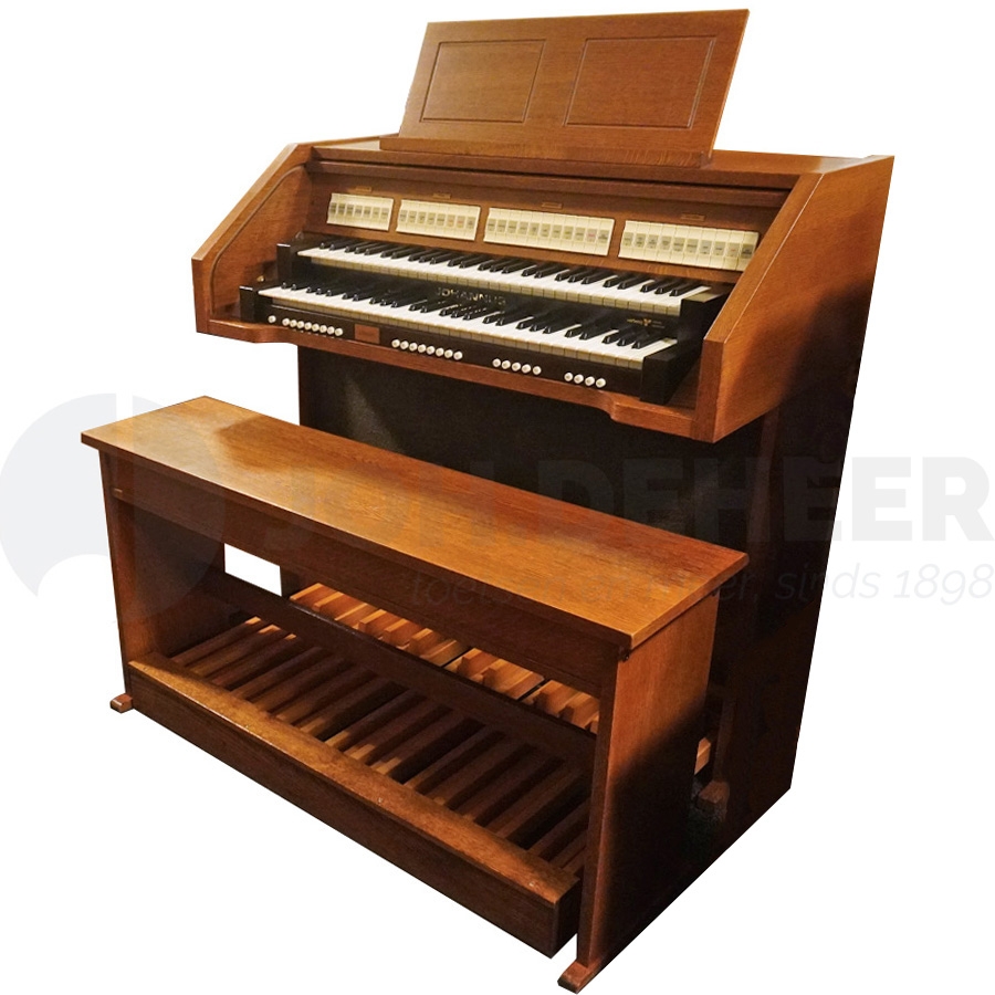 Johannus Jubilate 27 Used Organ - Dark Oak