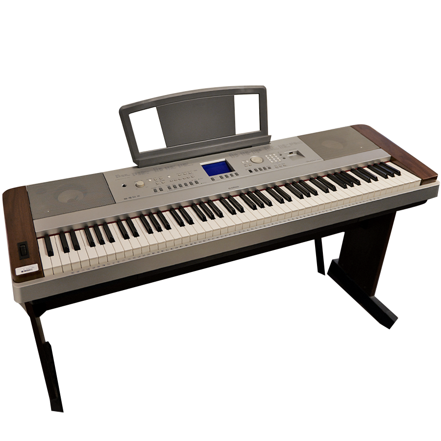 Yamaha DGX-640 inklusive Ständer – Gebraucht