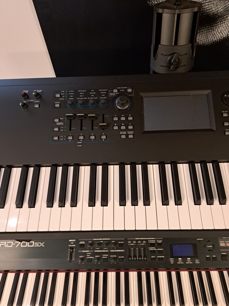 Yamaha MODX8+ B-stock