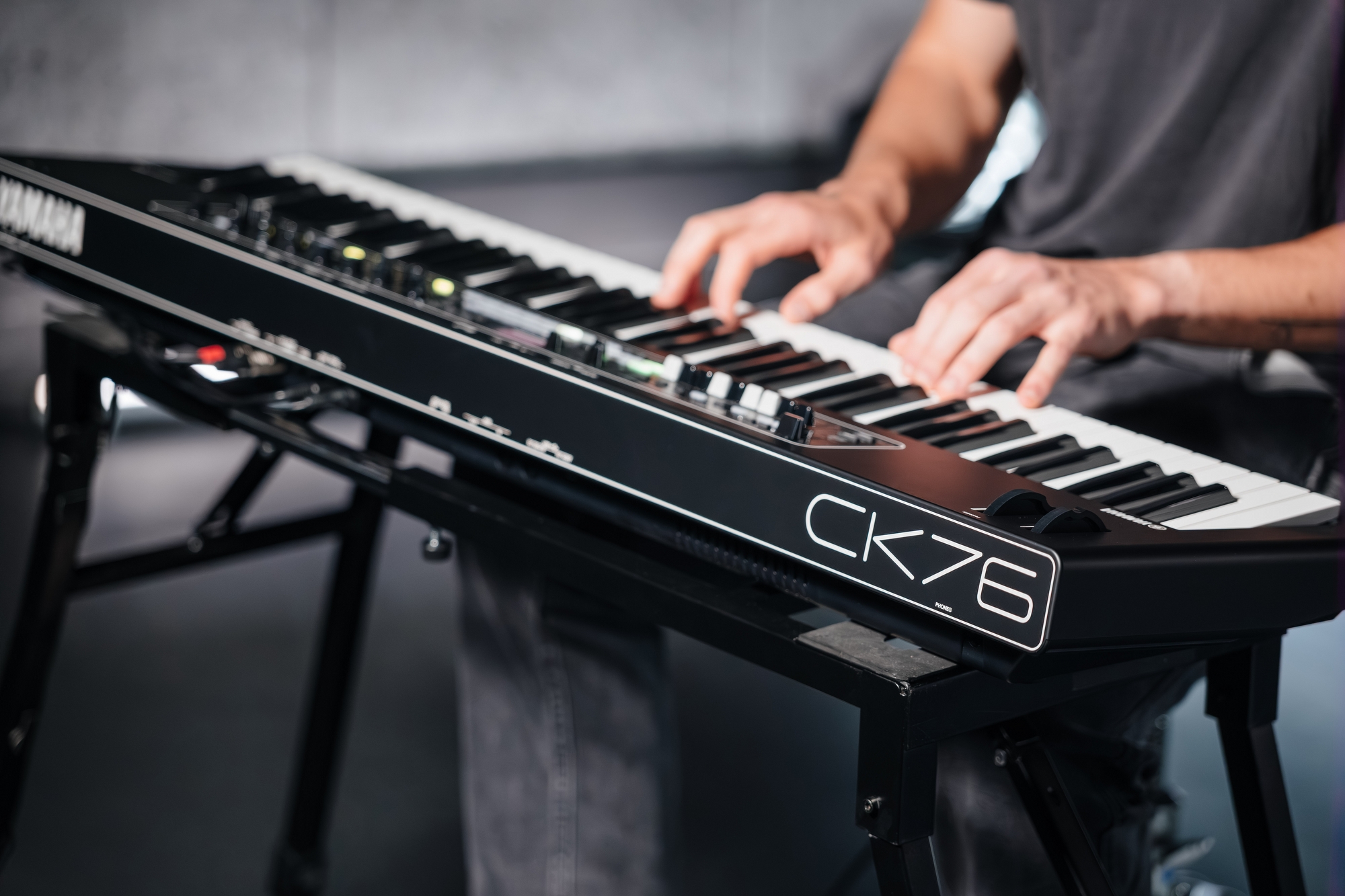 Nouveau: Yamaha CK76 Keyboard de scène avec 76 touches