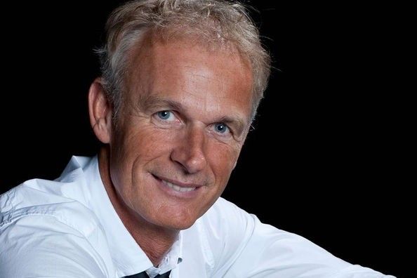 Piano spelen met Cor