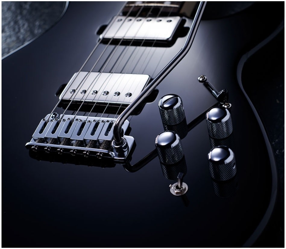 Smart Guitars - boss_eurus-min