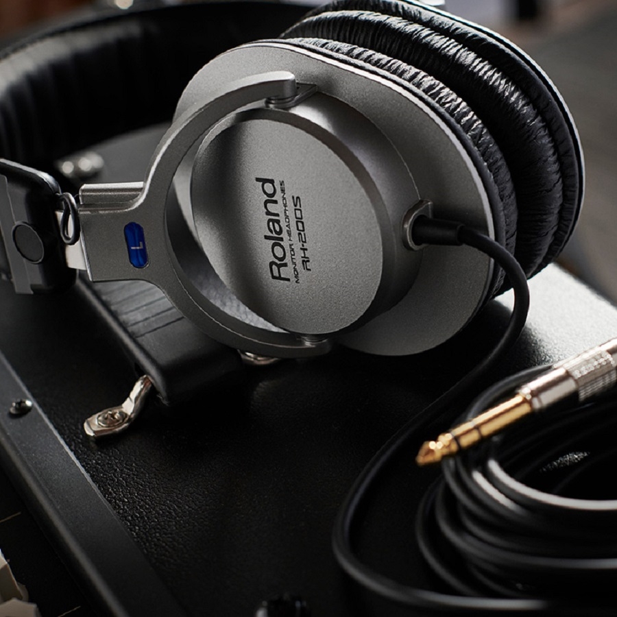 The ideal headphones for your organ - rh-200s_content_photo_1