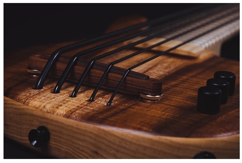 Ukelele Bas - ubass_2-min