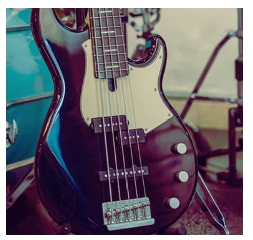 Yamaha Basgitaar - yamahabasgitaar2-min