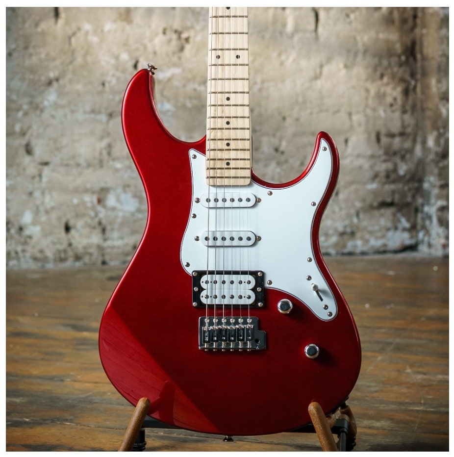 Yamaha Gitaren - yamahagitaren2-min